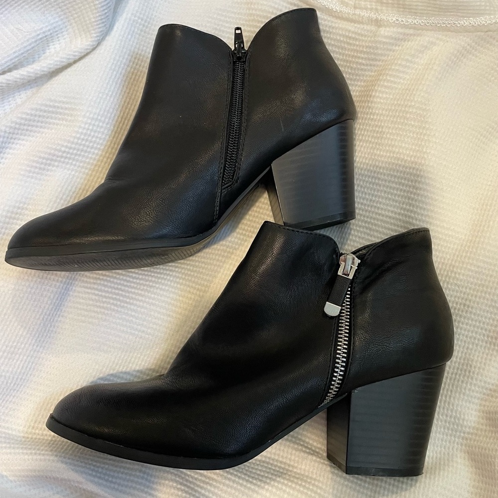 Style & Co. Black Ankle Booties with Zipper